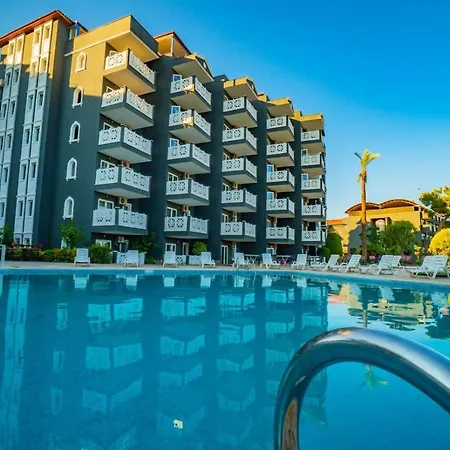 Larina Hotel 5*
